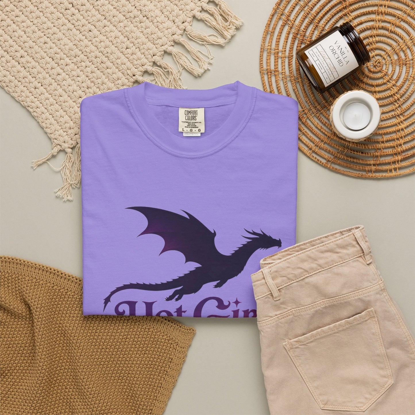 Fantasy Reader T‑Shirt — "Hot Girls Read Fantasy" Dragon Graphic