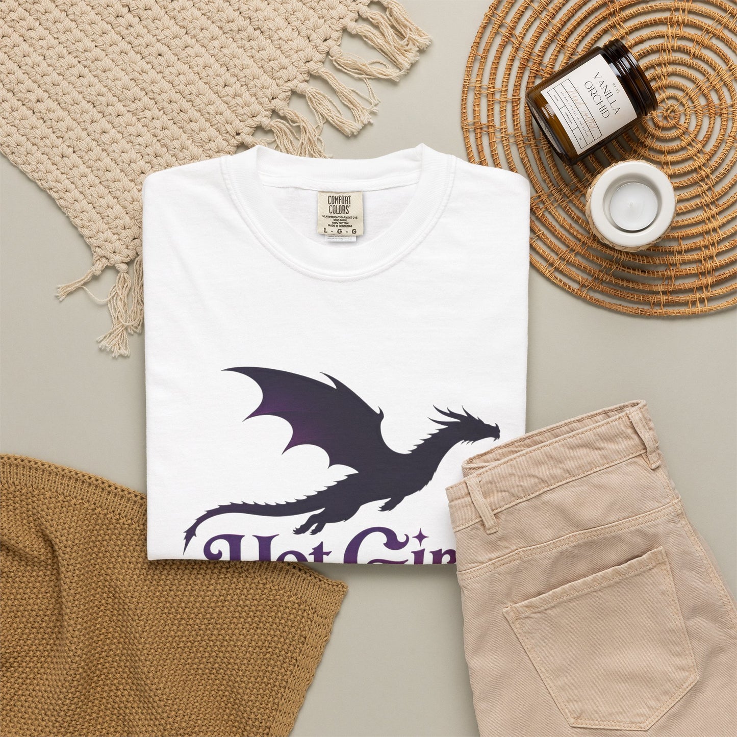 Fantasy Reader T‑Shirt — "Hot Girls Read Fantasy" Dragon Graphic