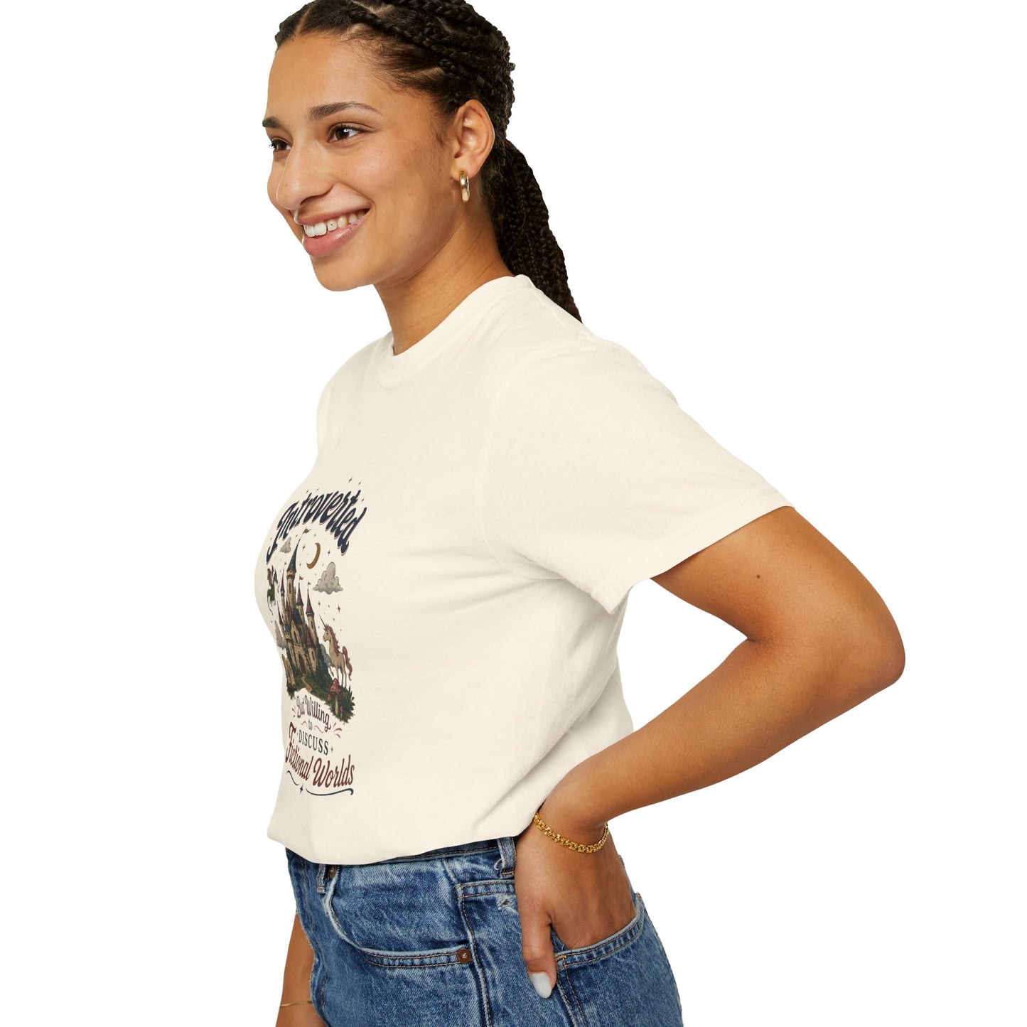 "Introverted But Willingly Discuss Fictional Worlds" Fantasy Lovers T-Shirt
