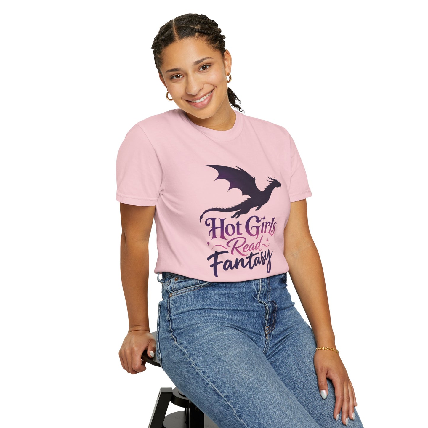 Fantasy Reader T‑Shirt — "Hot Girls Read Fantasy" Dragon Graphic