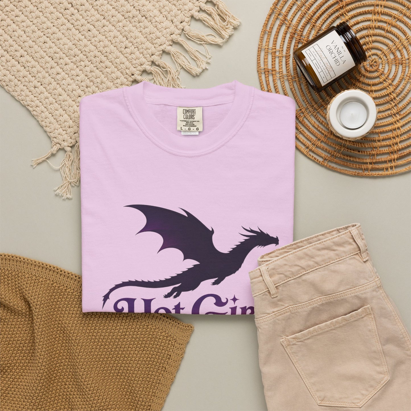 Fantasy Reader T‑Shirt — "Hot Girls Read Fantasy" Dragon Graphic
