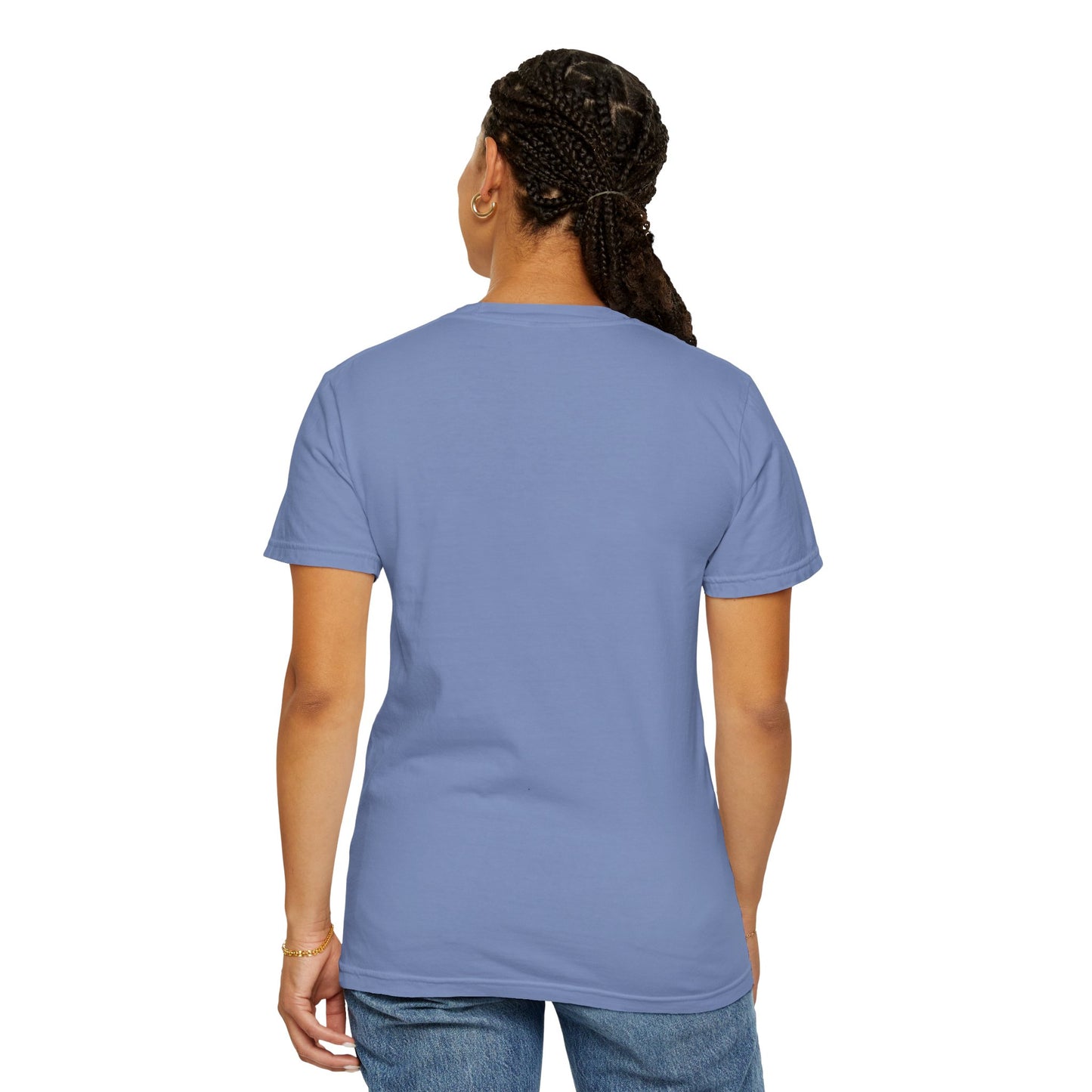 "Introverted But Willingly Discuss Fictional Worlds" Fantasy Lovers T-Shirt