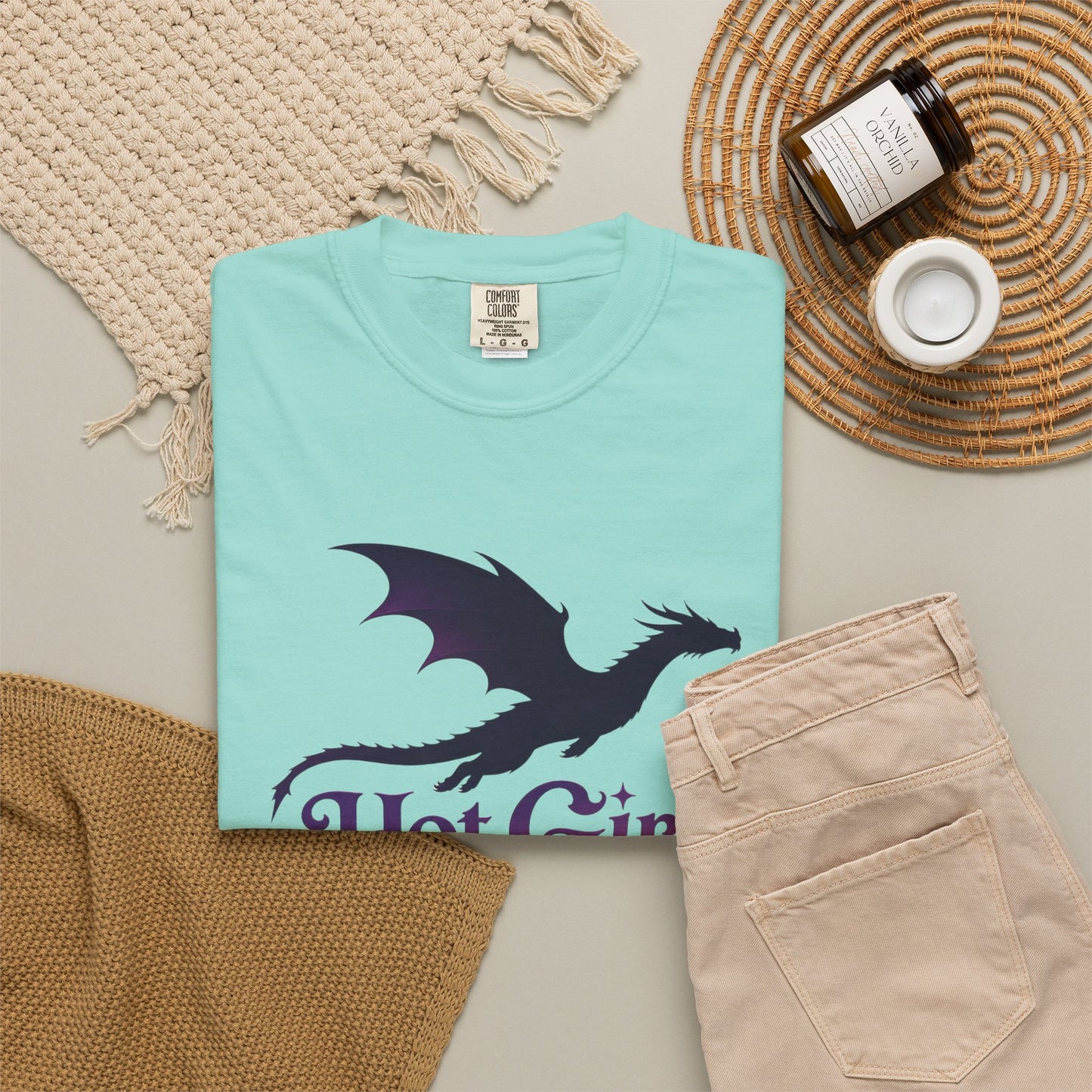 Fantasy Reader T‑Shirt — "Hot Girls Read Fantasy" Dragon Graphic