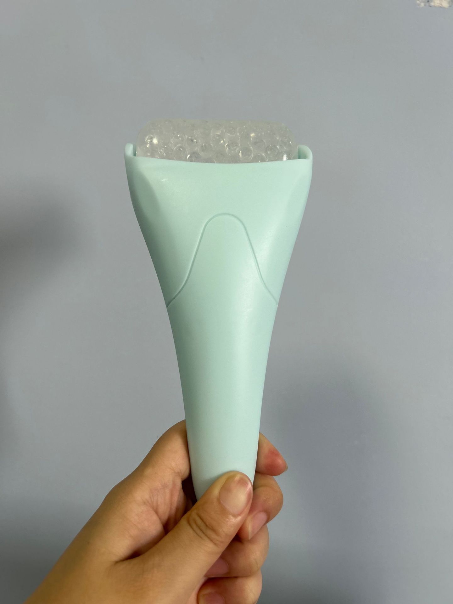 Masseur Facial Rouleau de Glace Tête de Massage à Rouleau de Glace
