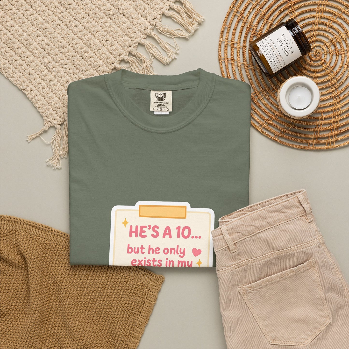 Kindle Book Lover T‑Shirt – "He’s a 10... but he only exists in my Kindle"