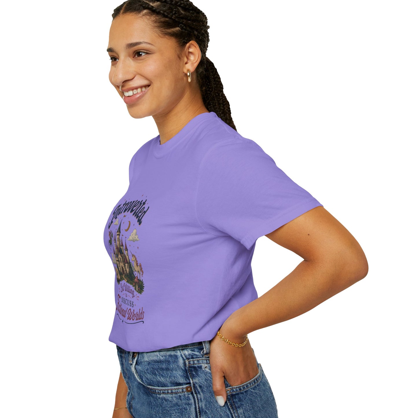 "Introverted But Willingly Discuss Fictional Worlds" Fantasy Lovers T-Shirt