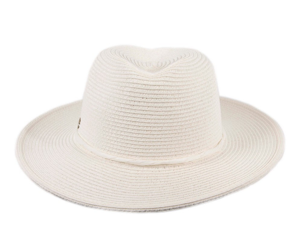 Ensemble d'été plage chapeau et sac blancs