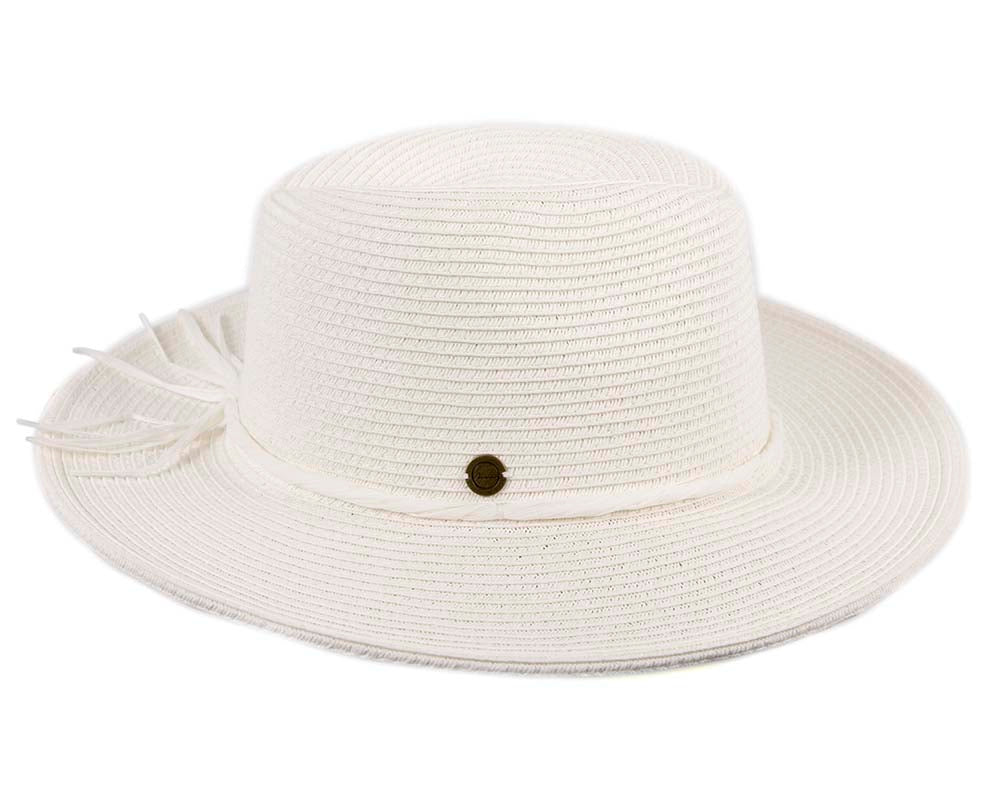 Ensemble d'été plage chapeau et sac blancs