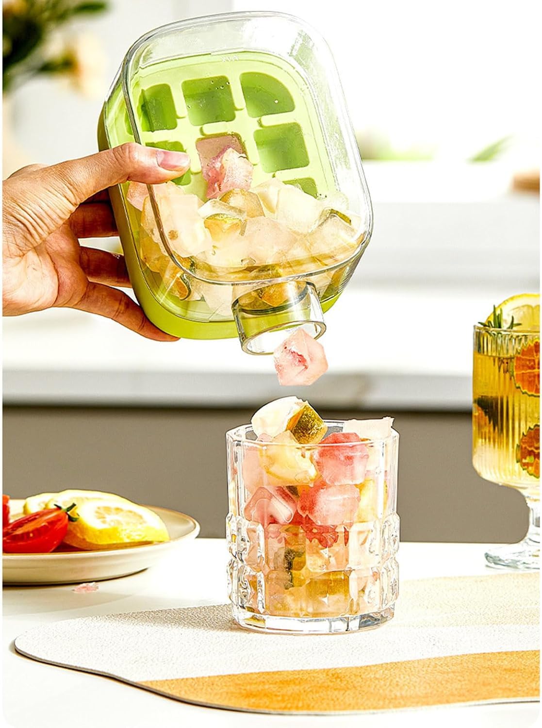2 in 1 Ice Cube Drink Bottle & Portable Ice Cube Tray