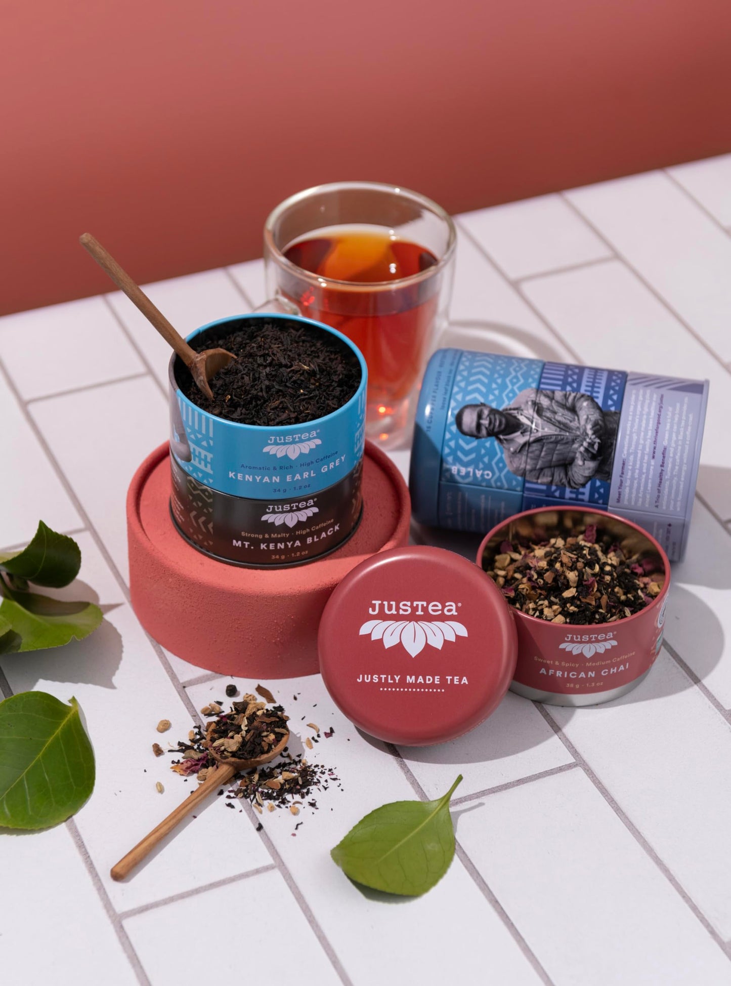 Trios de thé avec cuillère à thé sculptée à la main - 6 options - par Justea