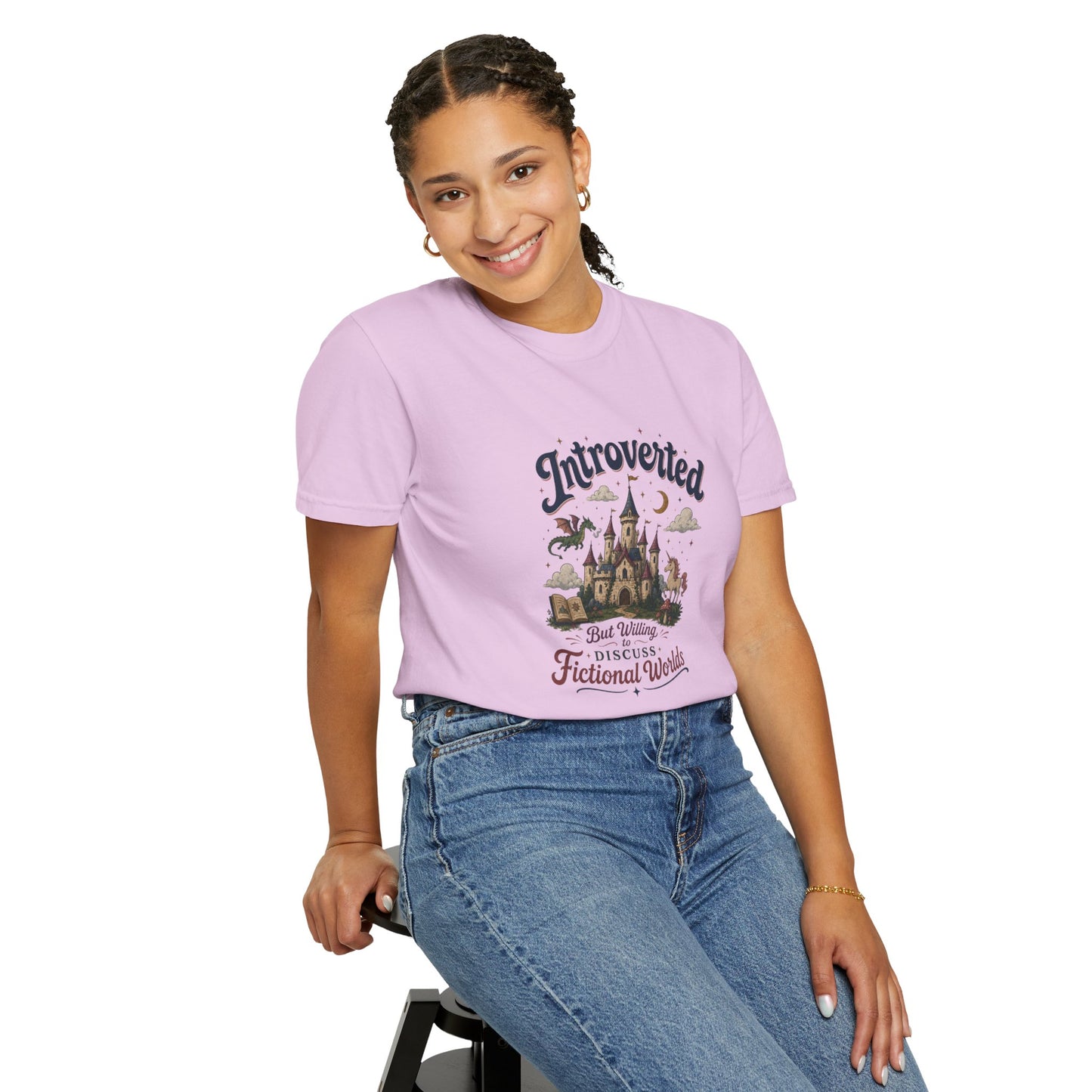 "Introverted But Willingly Discuss Fictional Worlds" Fantasy Lovers T-Shirt