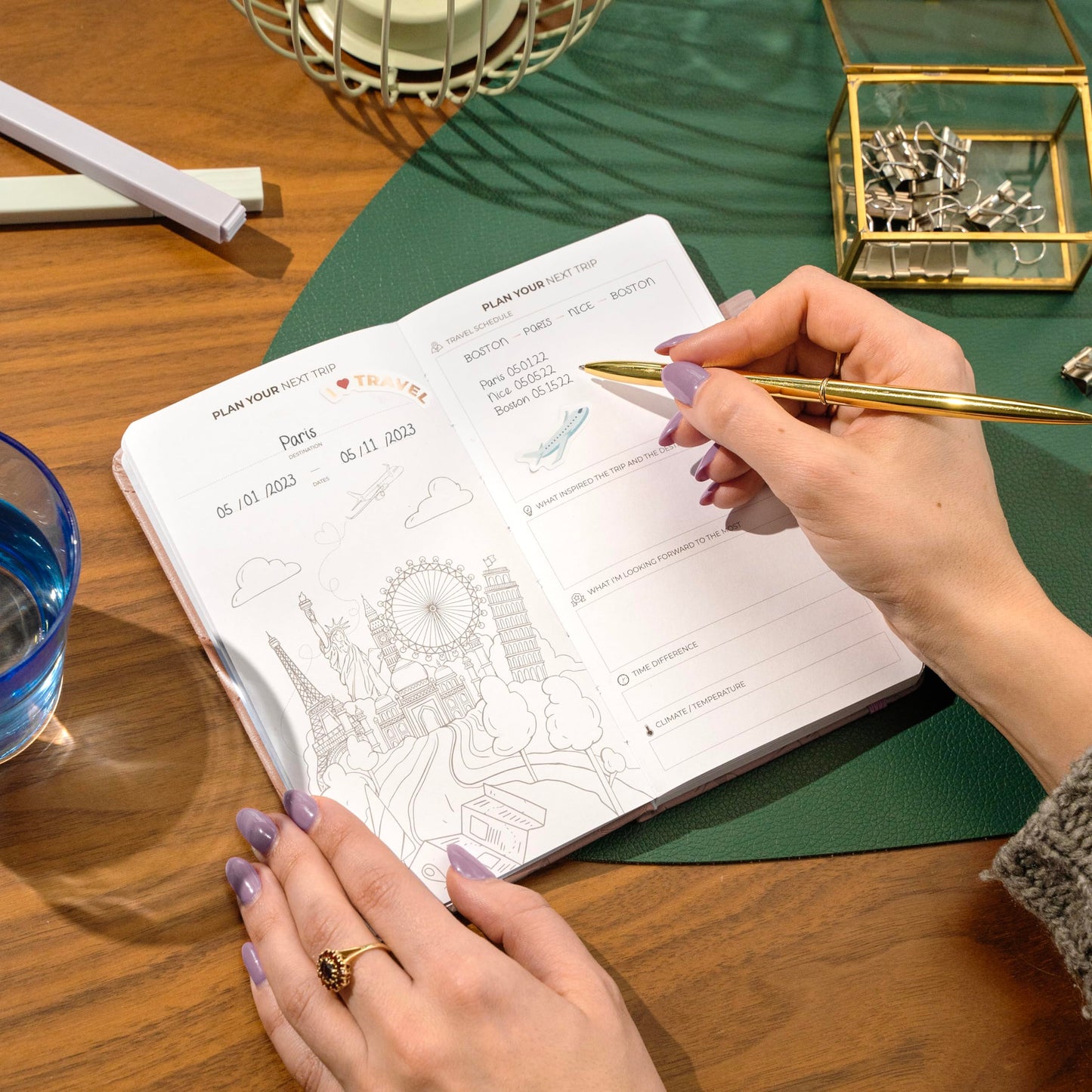 Carnet de Voyage Clever Fox – Carnet de Voyage avec Planificateur de Budget, Liste de Colisage, Suivi des Dépenses et Journal de Bord – Organisateur d'Itinéraire de Voyage pour Femmes, Hommes et Couples – Couverture Rigide