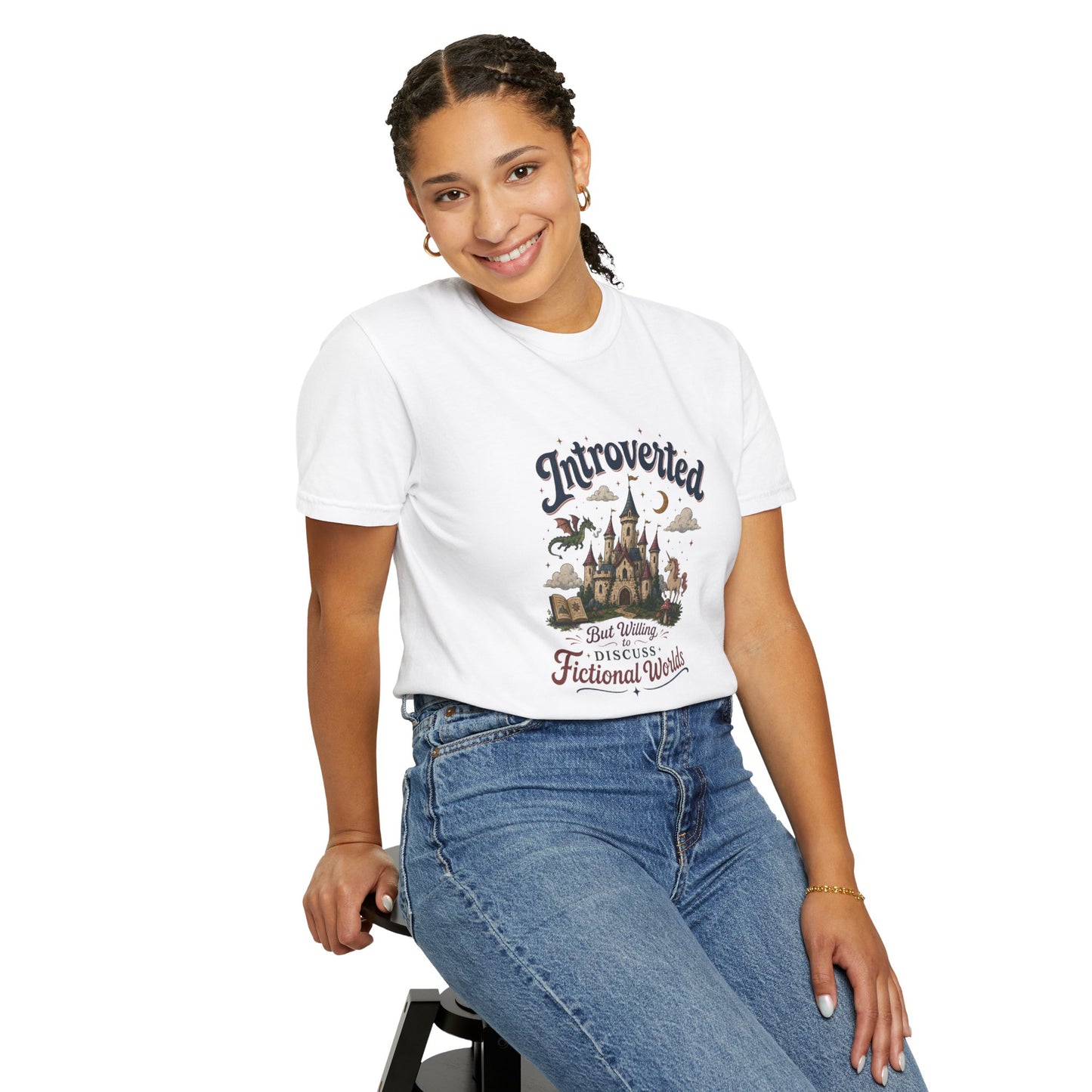 "Introverted But Willingly Discuss Fictional Worlds" Fantasy Lovers T-Shirt