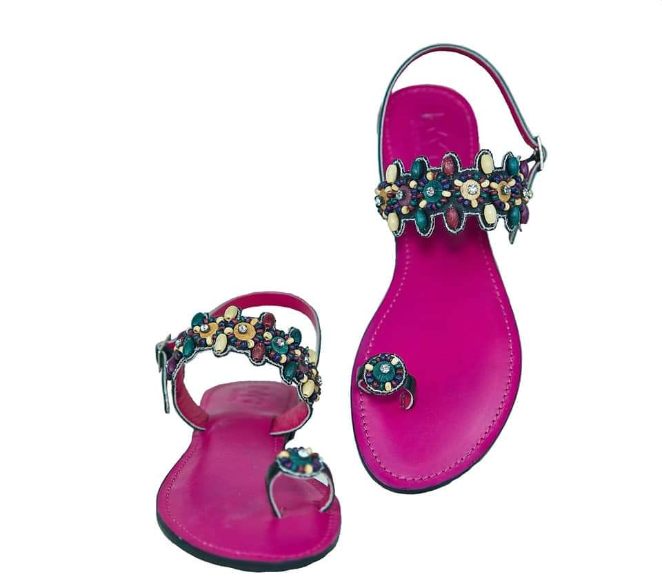 Sandales perlées Ankara de mode africaine
