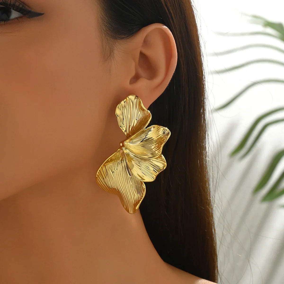 Boucles d'oreilles clous Feuille Élegantes pour une Grâce au Quotidien