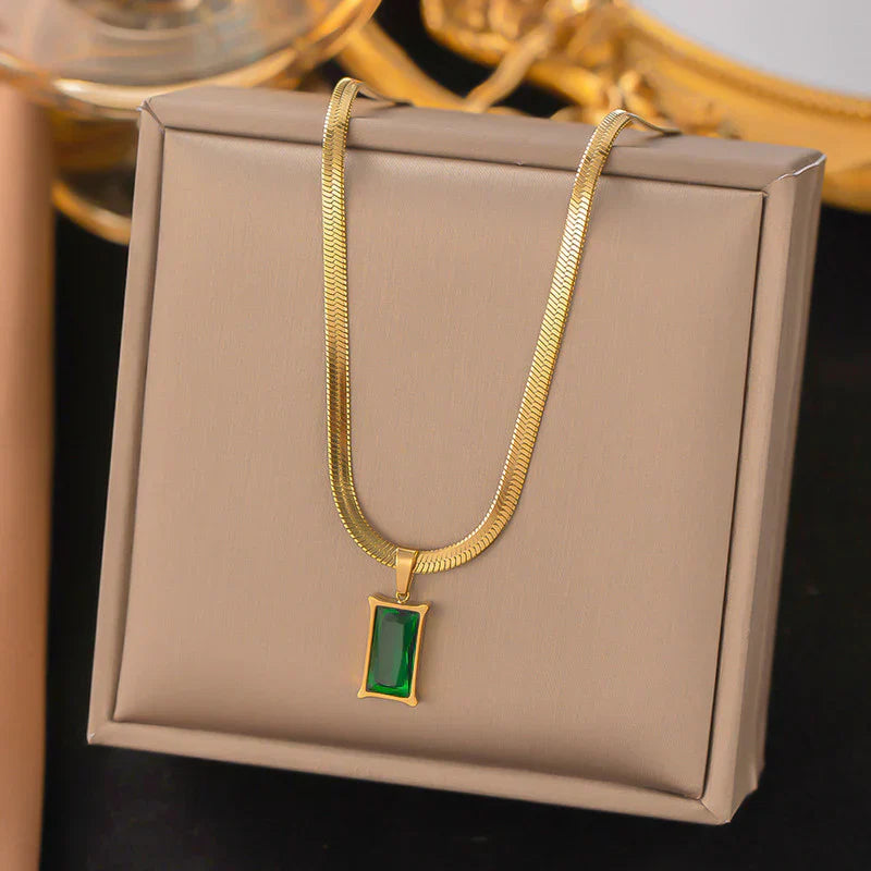 Collier pendentif chaîne chevrons émeraude