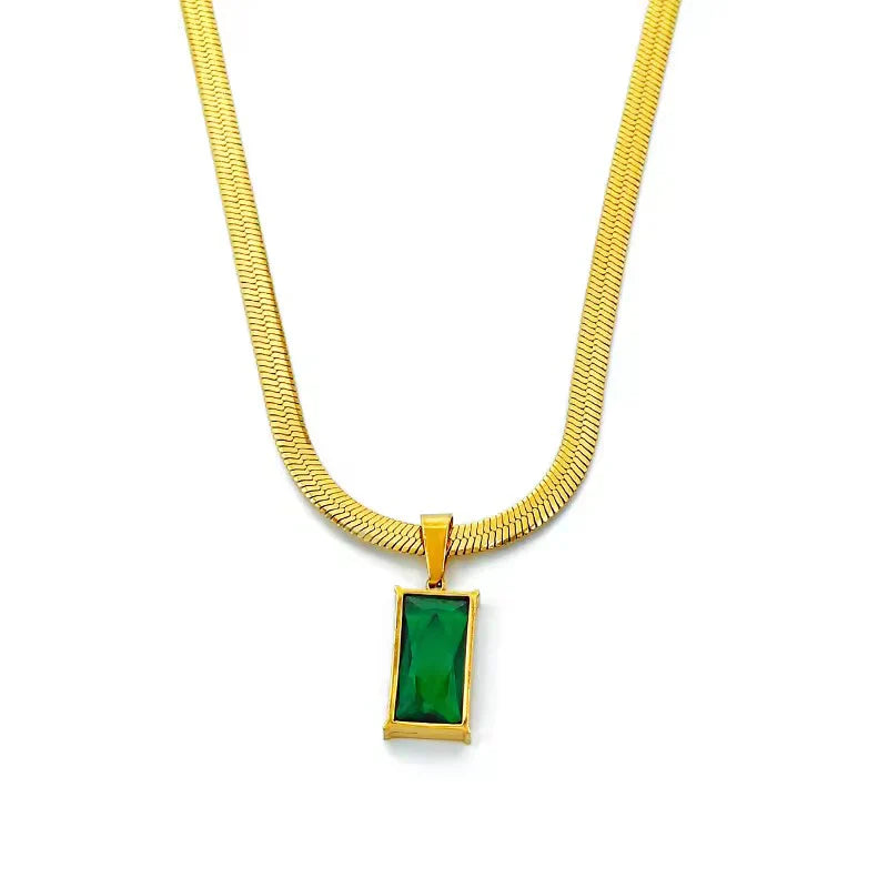 Collier pendentif chaîne chevrons émeraude