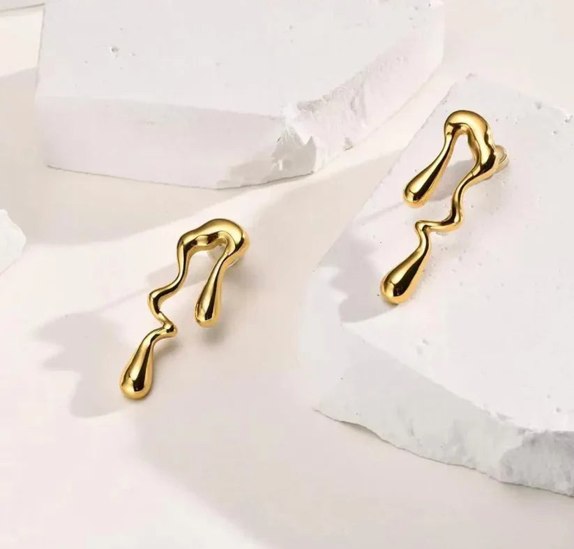 Boucles d'oreilles pendantes goutte d'eau audacieuses