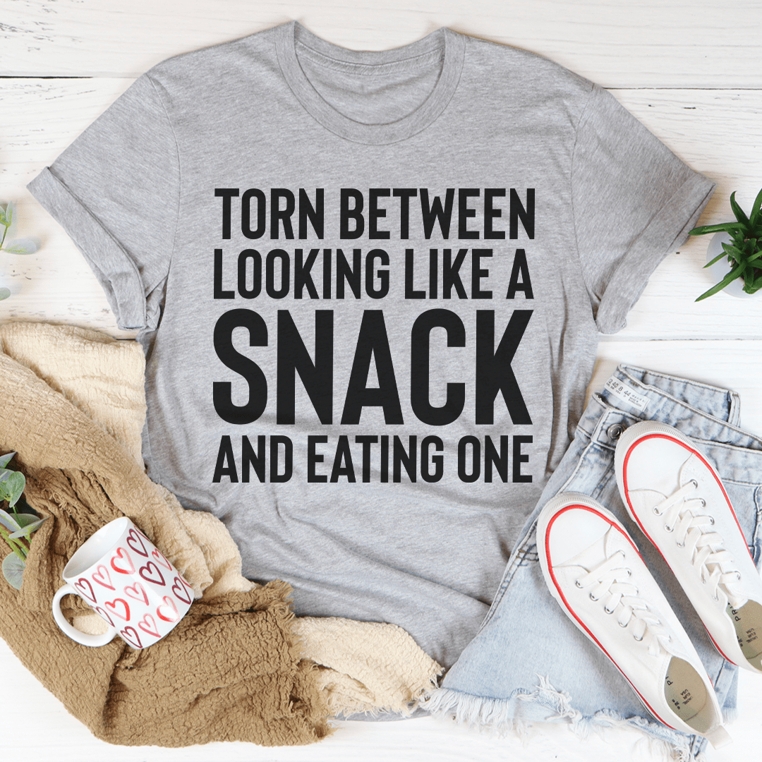 Tee-shirt "Je suis tiraillé entre l'idée de ressembler à un encas et d'en manger un"